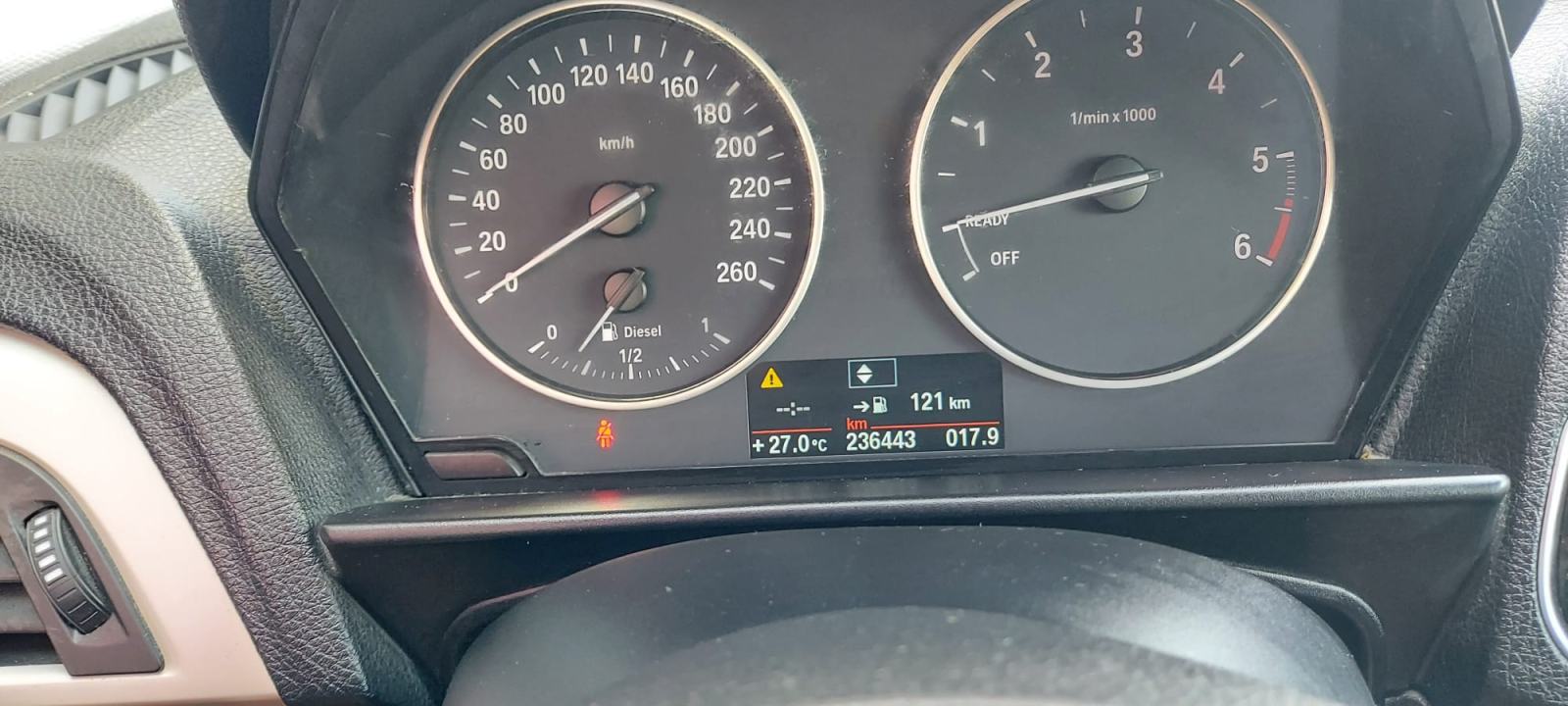 BMW serija 1 116d , 2013g 236000 km, fotografija 14