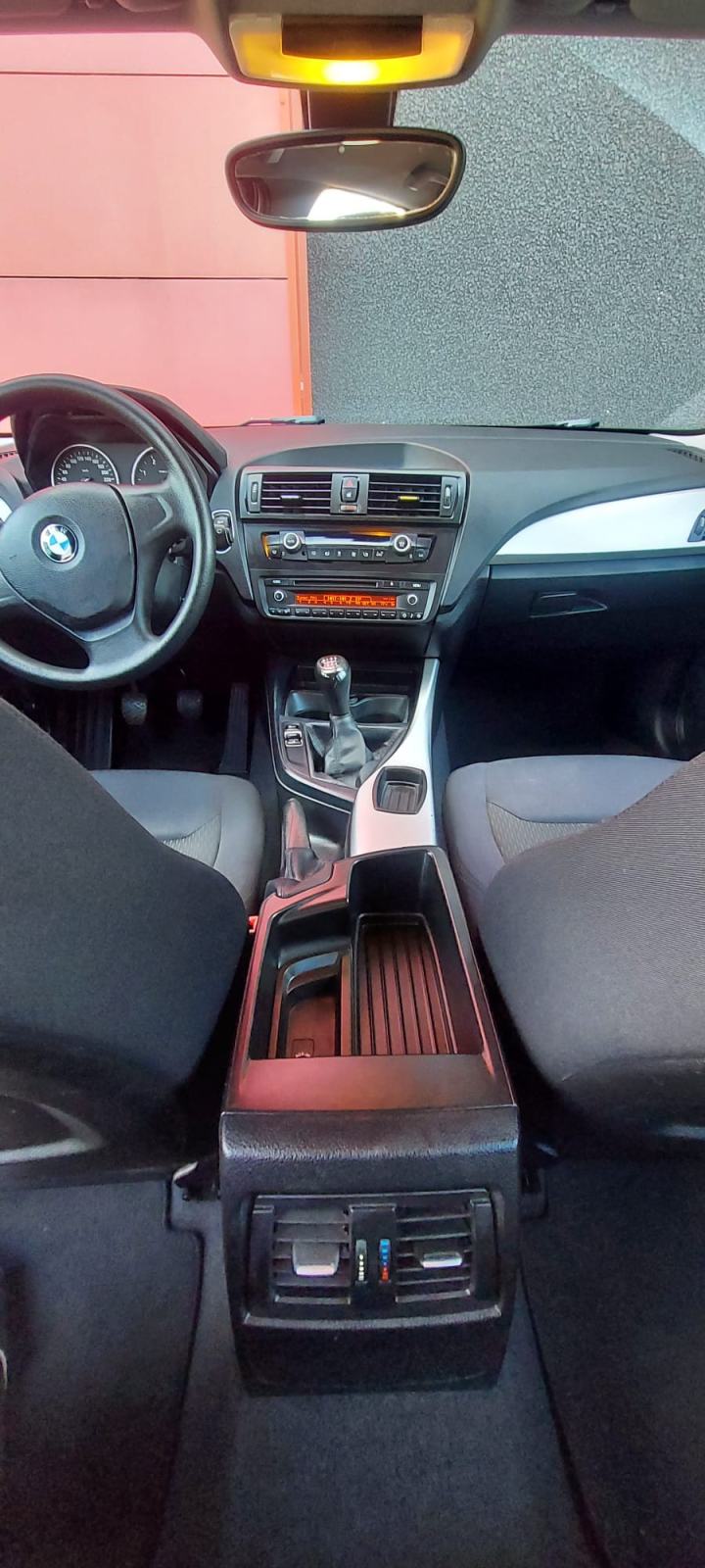 BMW serija 1 116d , 2013g 236000 km, fotografija 13