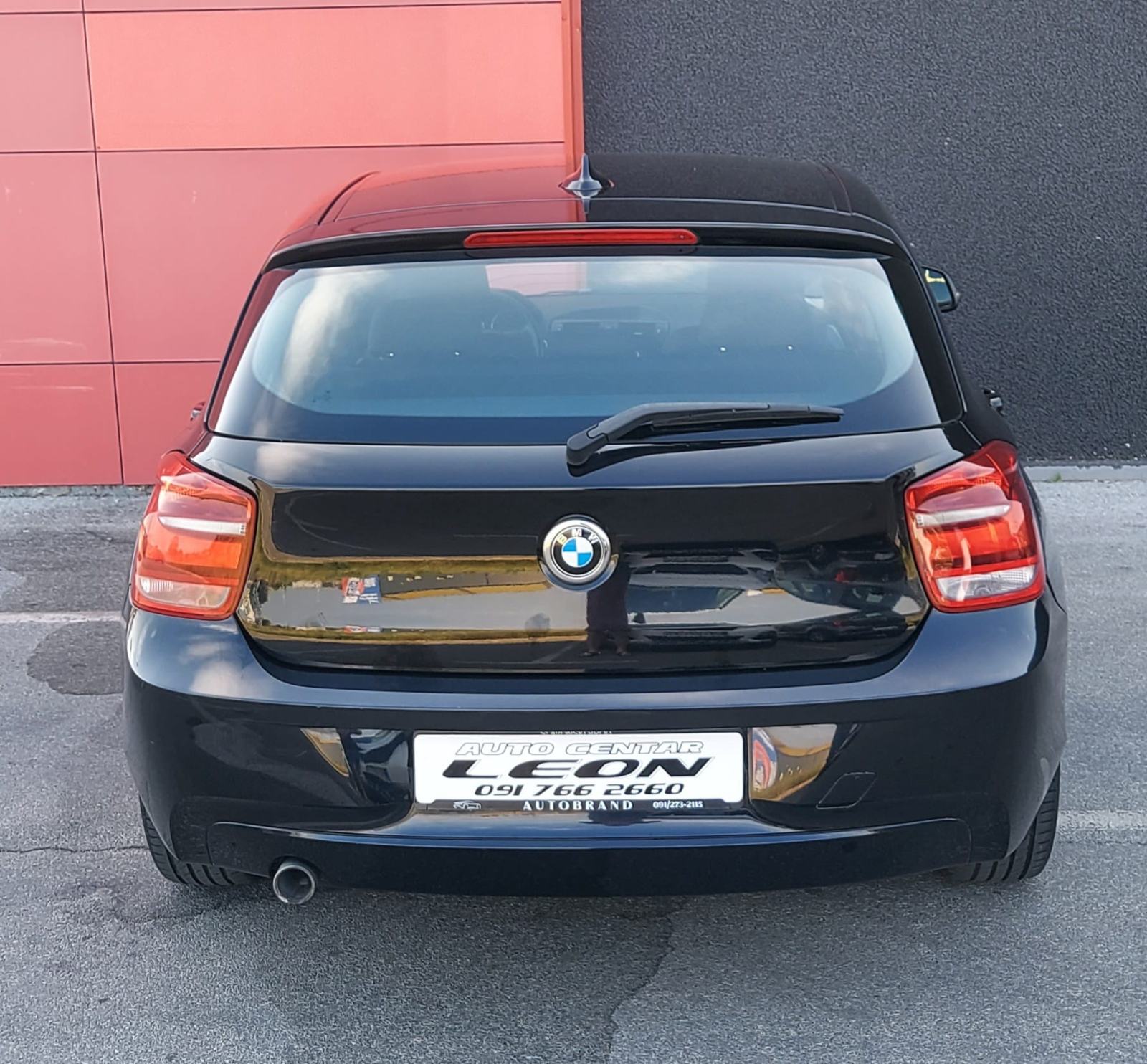 BMW serija 1 116d , 2013g 236000 km, fotografija 7