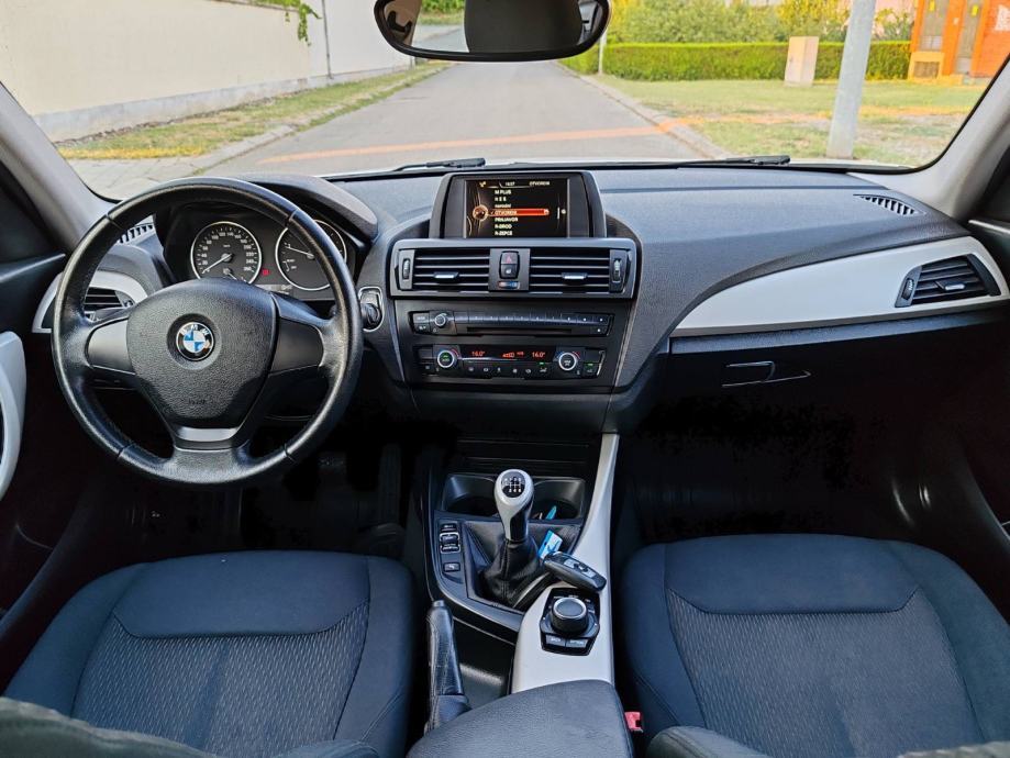 BMW serija 1 116d,2014 GOD, veliki servis ,KARTICE, fotografija 12