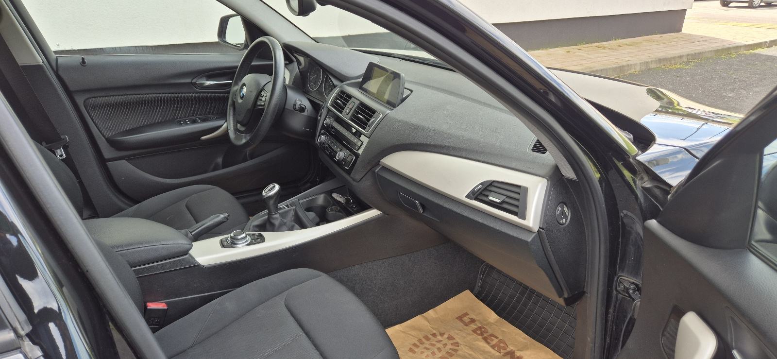 BMW serija 1 116d 2017. AKCIJSKA CIJENA DO KRAJA MJESECA, fotografija 15