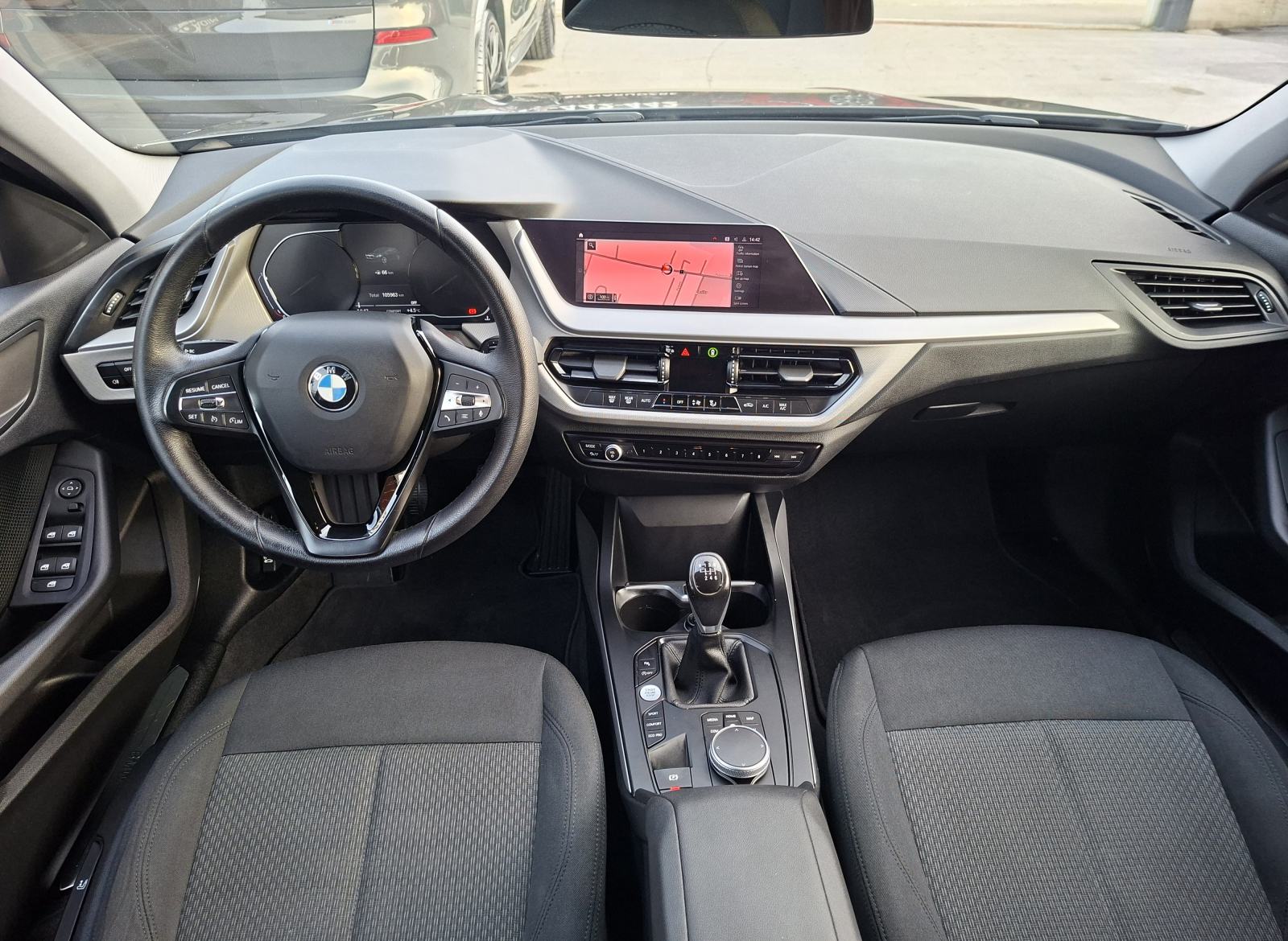 BMW serija 1 116d-2021god-NAVI-LED-PDV-GARANCIJA 1GOD, fotografija 19