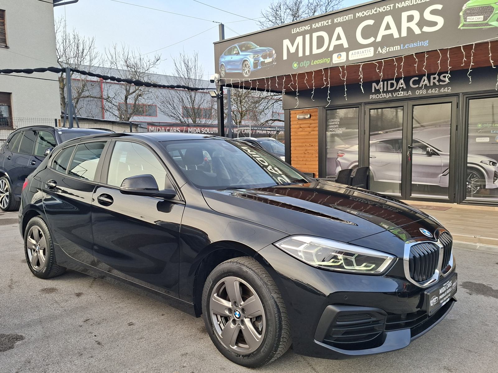 BMW serija 1 116d-2021god-NAVI-LED-PDV-GARANCIJA 1GOD, fotografija 4