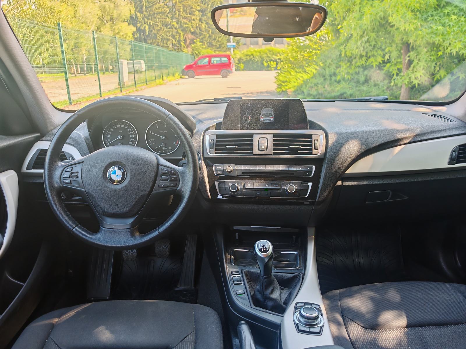 BMW serija 1 116d - 92.000 km - JAMSTVO, fotografija 9