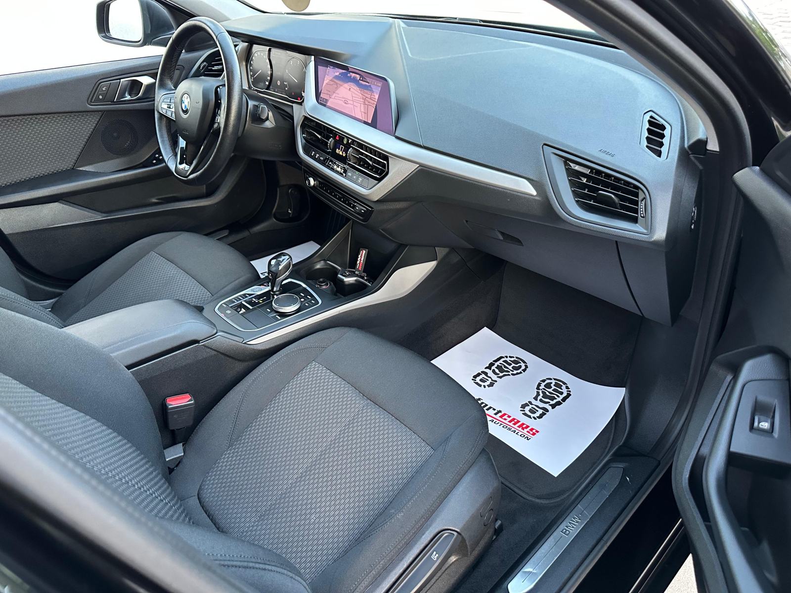 BMW serija 1 116d Automatik~Full Led~Navi~Radar~Servisna~Jamstvo 12mj., fotografija 17