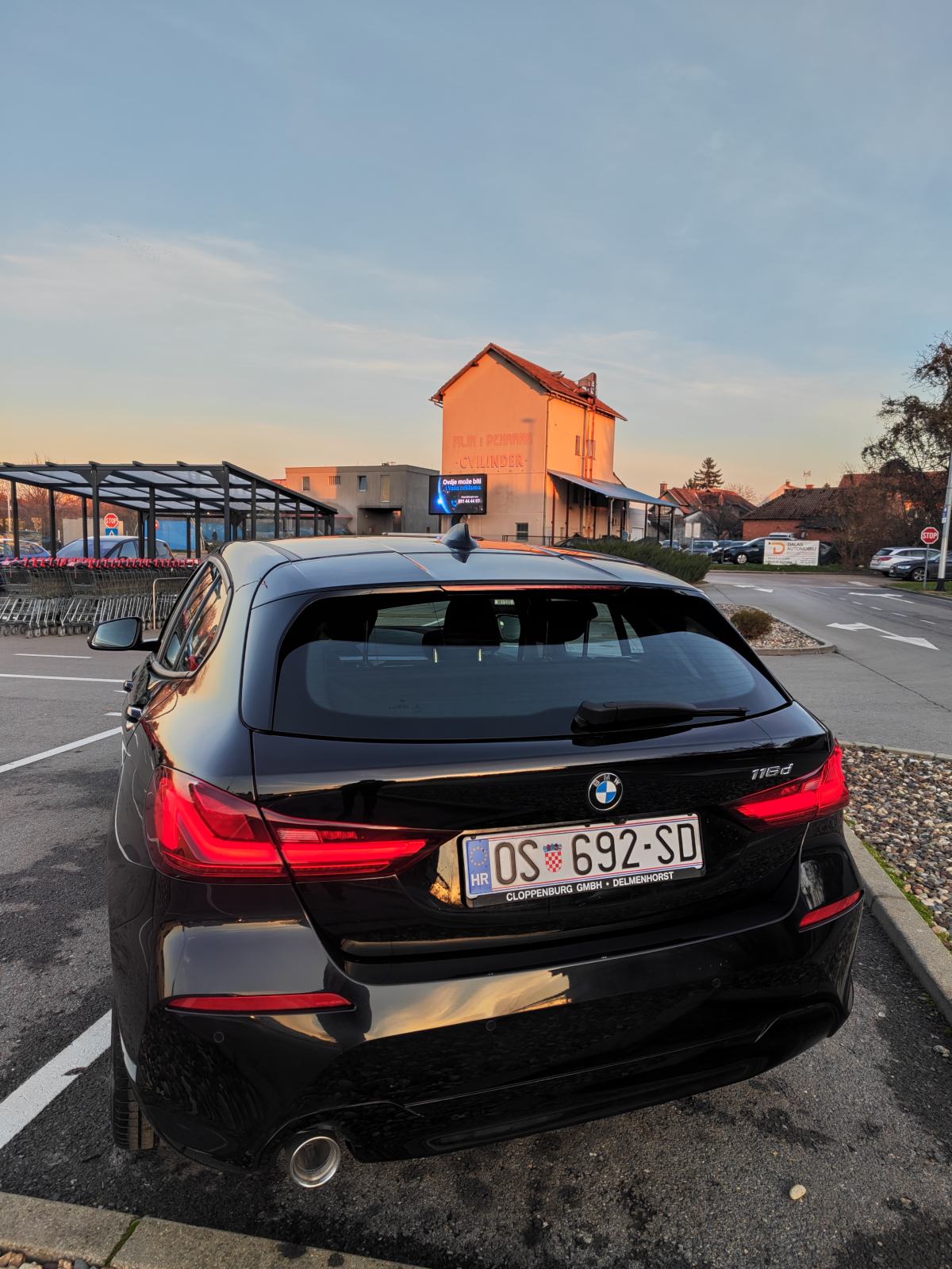 BMW serija 1 116d AUTOMATIK LED KAMERA ALU 18 REG GOD DAN JAMSTVO 12MJ, fotografija 8
