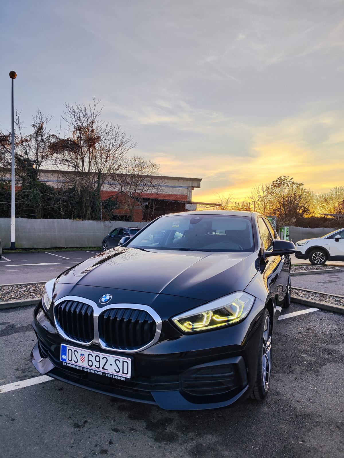 BMW serija 1 116d AUTOMATIK LED KAMERA ALU 18 REG GOD DAN JAMSTVO 12MJ, fotografija 3