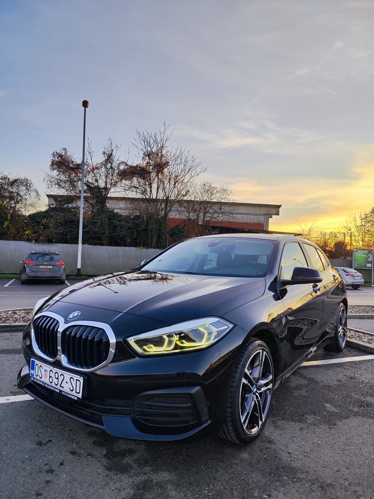 BMW serija 1 116d AUTOMATIK LED KAMERA ALU 18 REG GOD DAN JAMSTVO 12MJ
