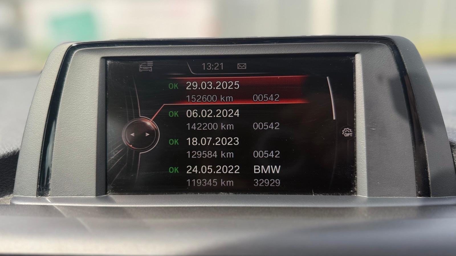 BMW serija 1 116d 163tkm, pogled izvana - slika 1