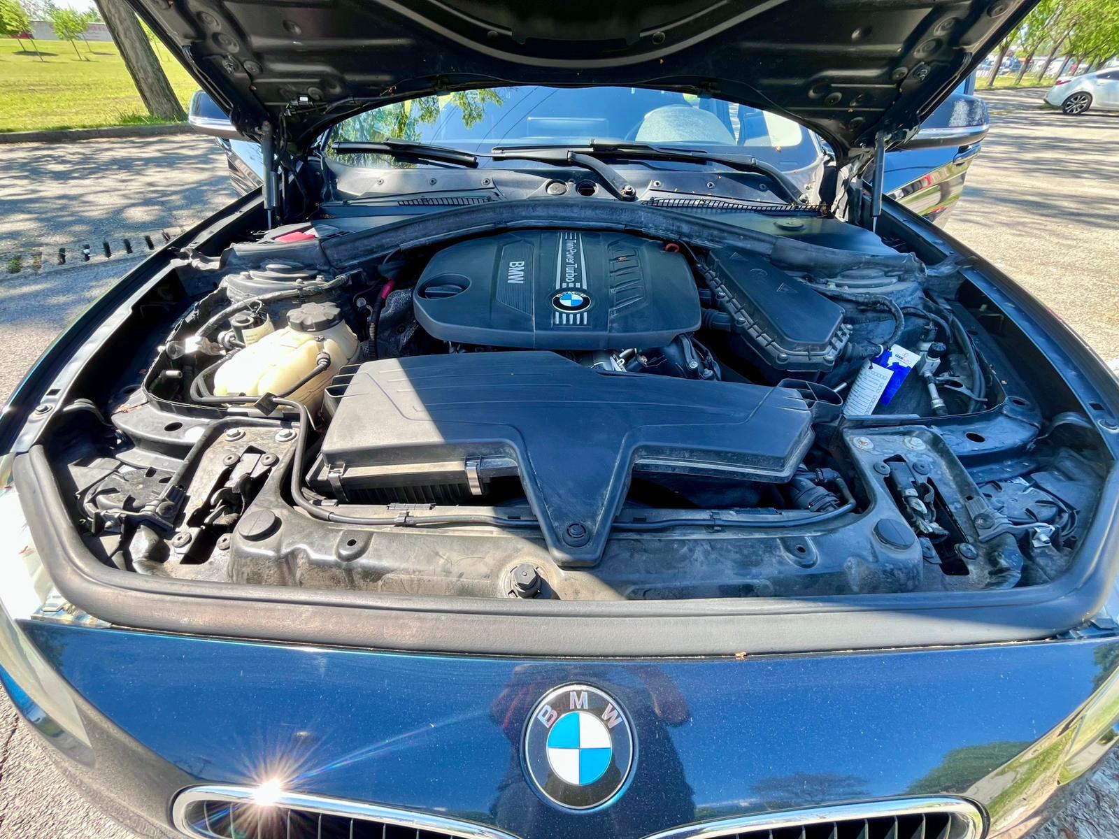 HITNO BMW serija 1 116d Efficient Dynamics Sport Line, fotografija 2