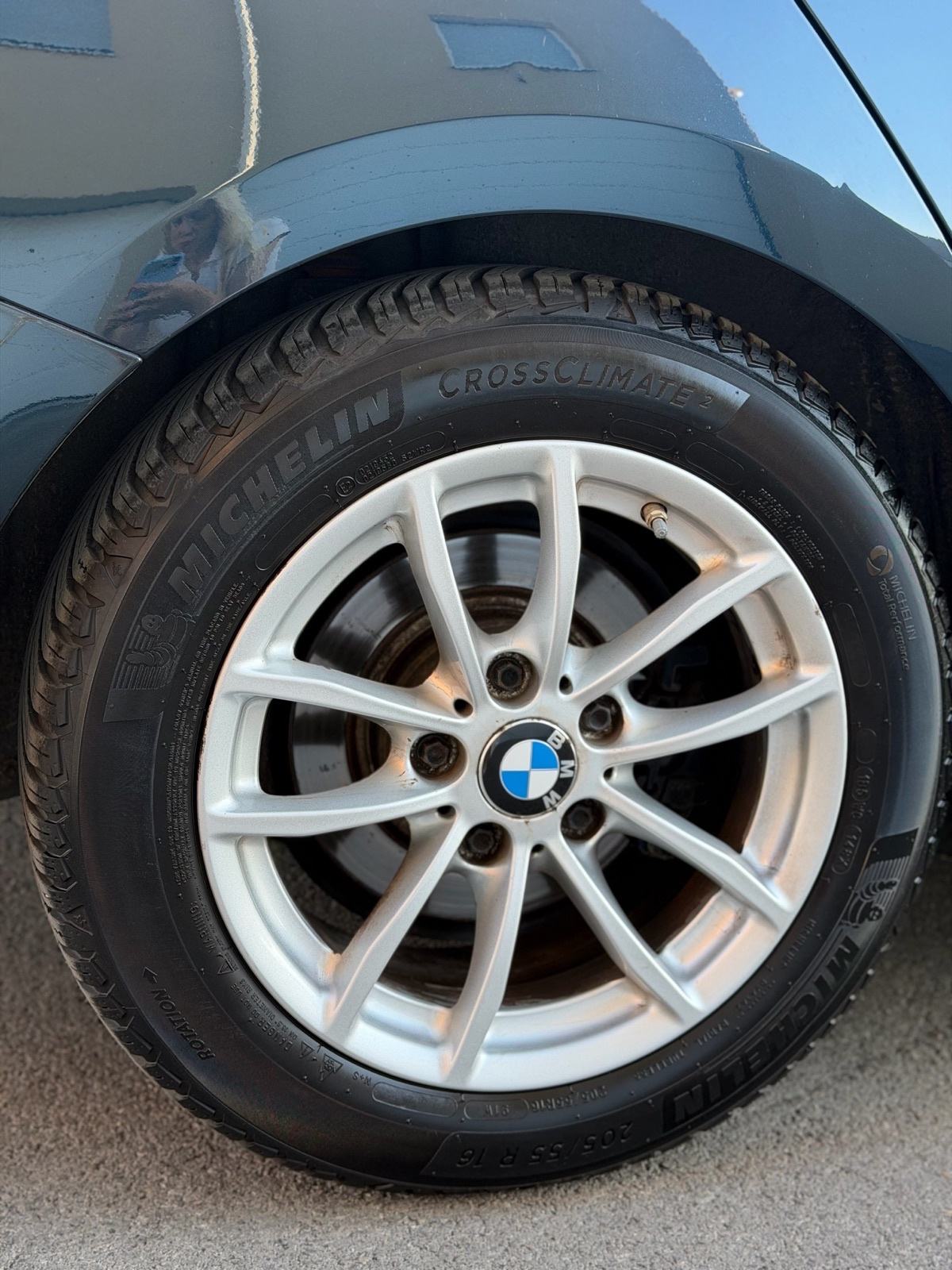 BMW serija 1 116d LED, KOŽA, NAVIGACIJA, REG. 1/2027., fotografija 16
