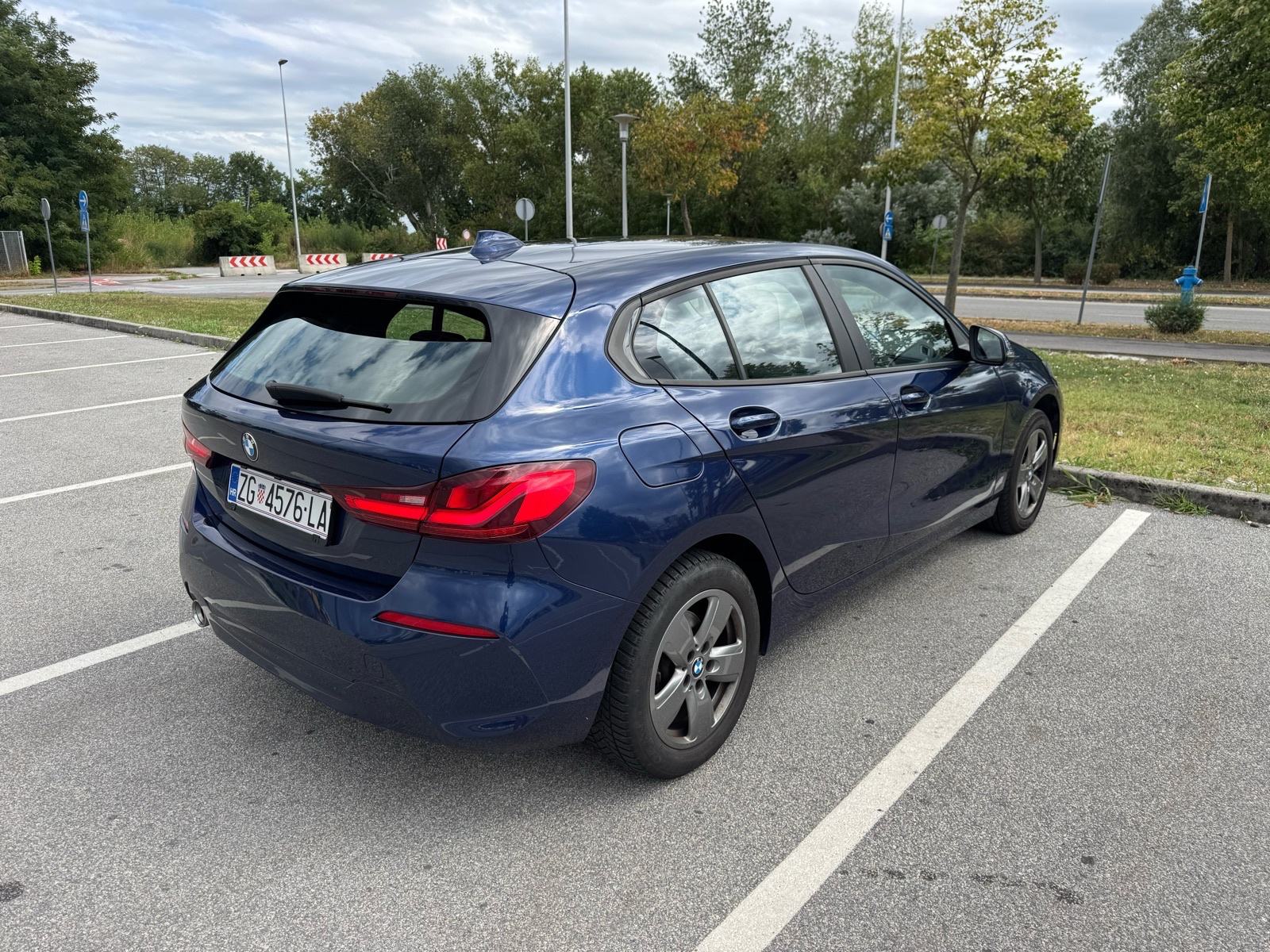 BMW serija 1 116d •LED-NAVI-LEASING•, fotografija 5