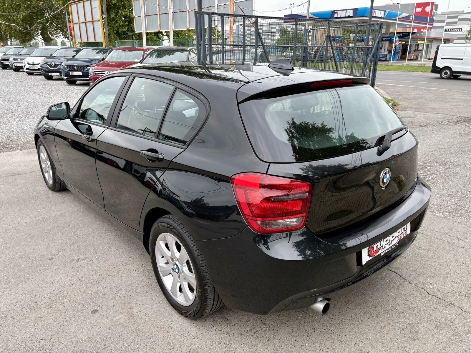 BMW serija 1 116d NAVI - KLIMA - SERVIS - AUTOKREDIT, fotografija 4