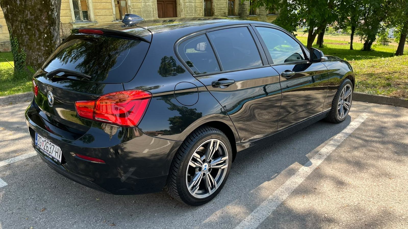 BMW serija 1 116d Redizajn . Automatik . Odličan. Reg 10/26, fotografija 8