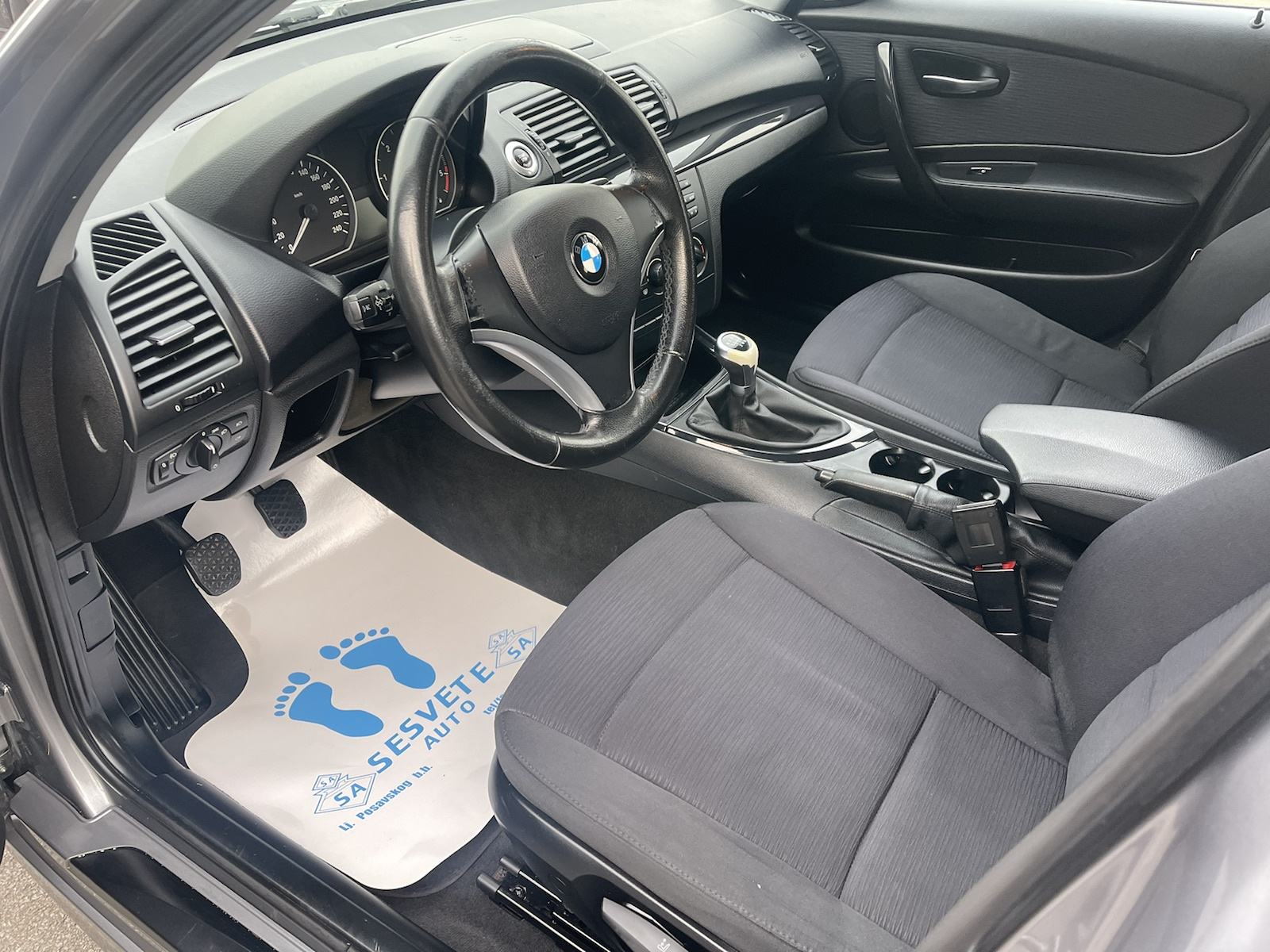 BMW serija 1 116d !!, fotografija 9