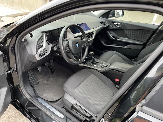 BMW serija 1 116d Advantage, 11/2019, 130500 km, novi model, NAVI,ALU, fotografija 19
