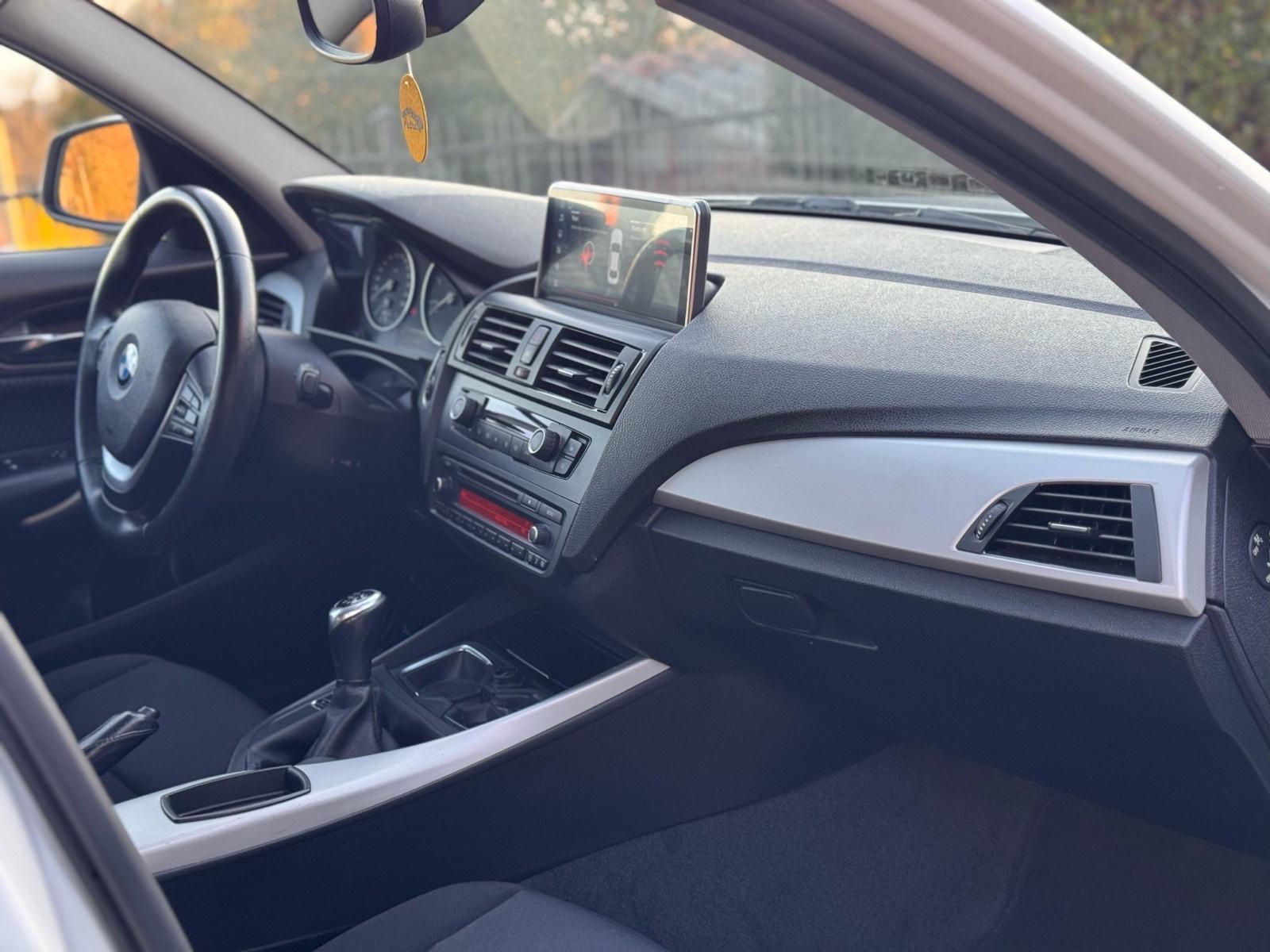 BMW serija 1 116d, fotografija 8