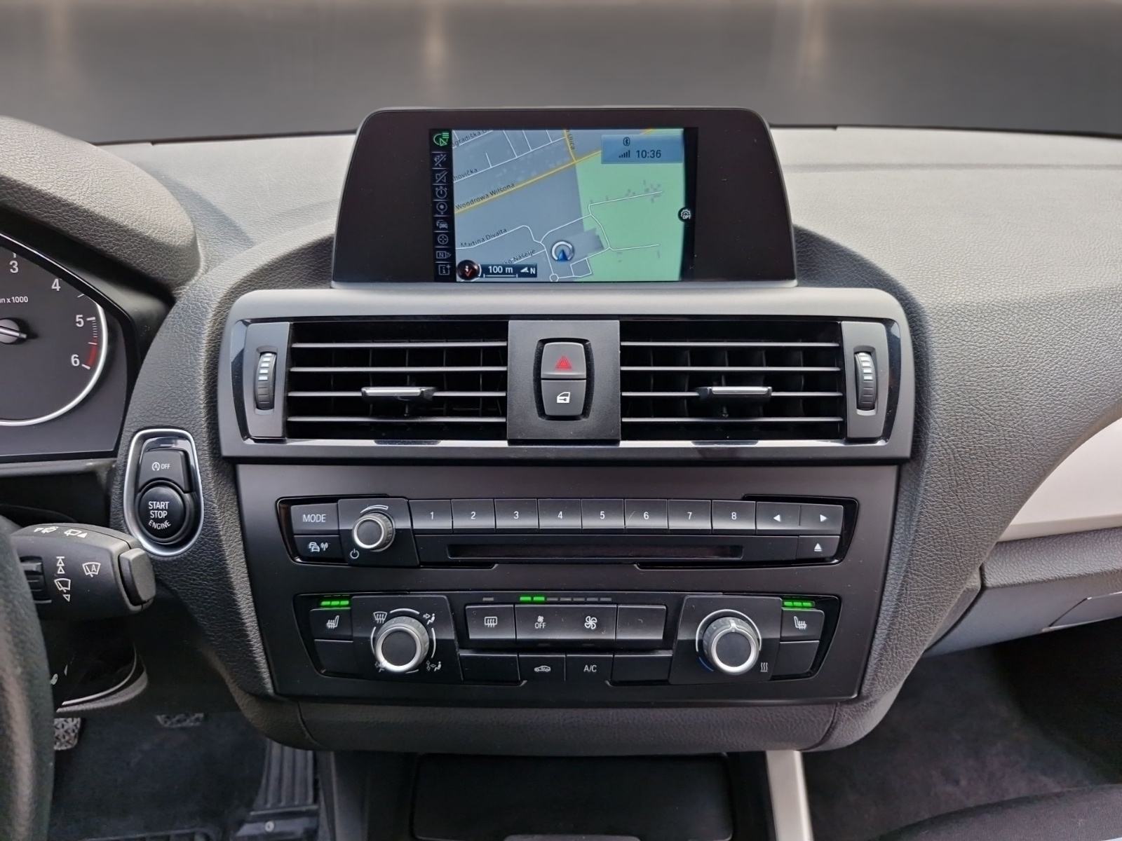 BMW serija 1 116d, TEMPOMAT, NAVI., PDC, SERVISNA, KREDIT JAMSTVO ✅️, fotografija 20