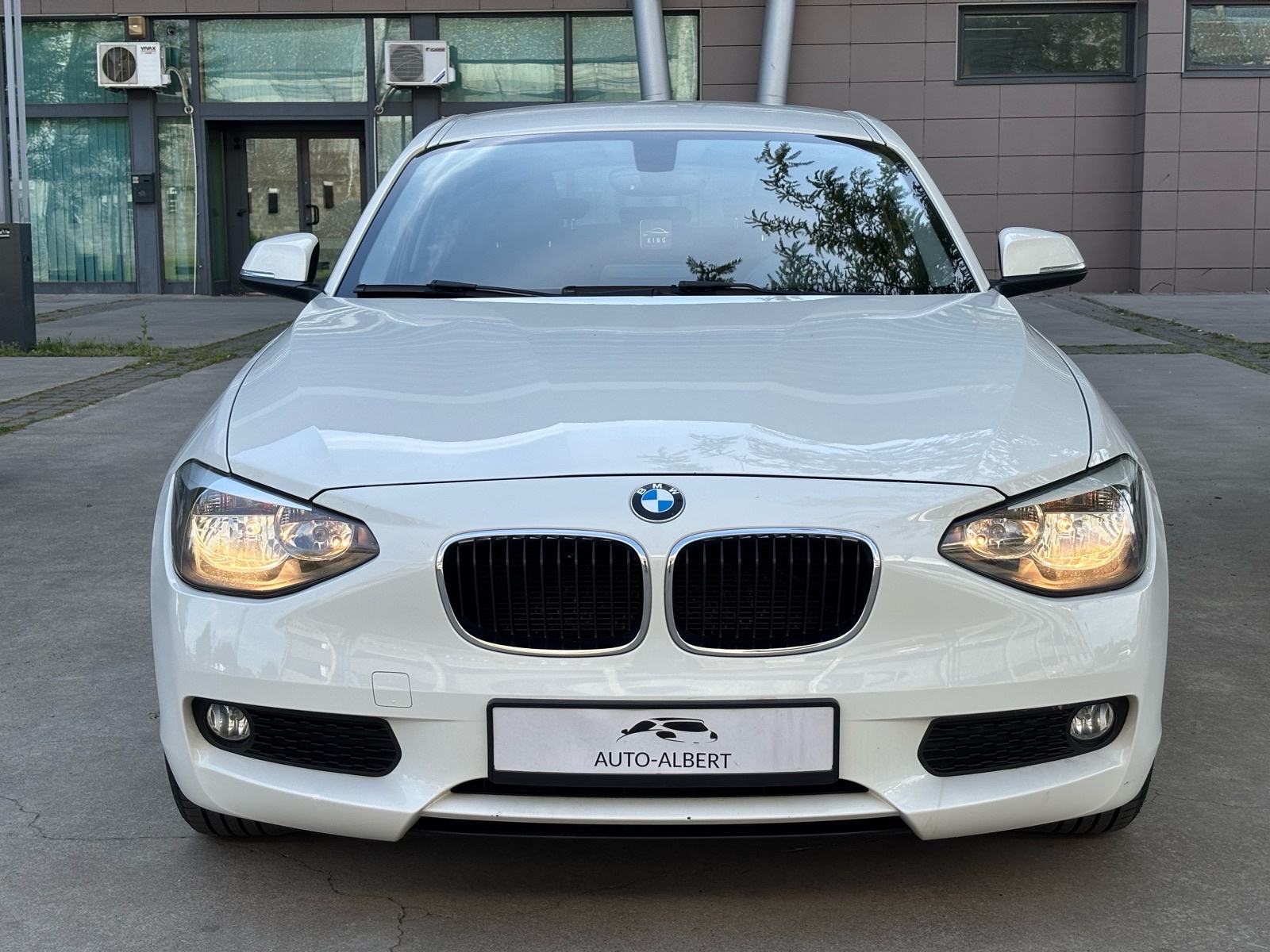 BMW serija 1 116d, TEMPOMAT, NAVI., PDC, SERVISNA, KREDIT JAMSTVO ✅️, fotografija 2
