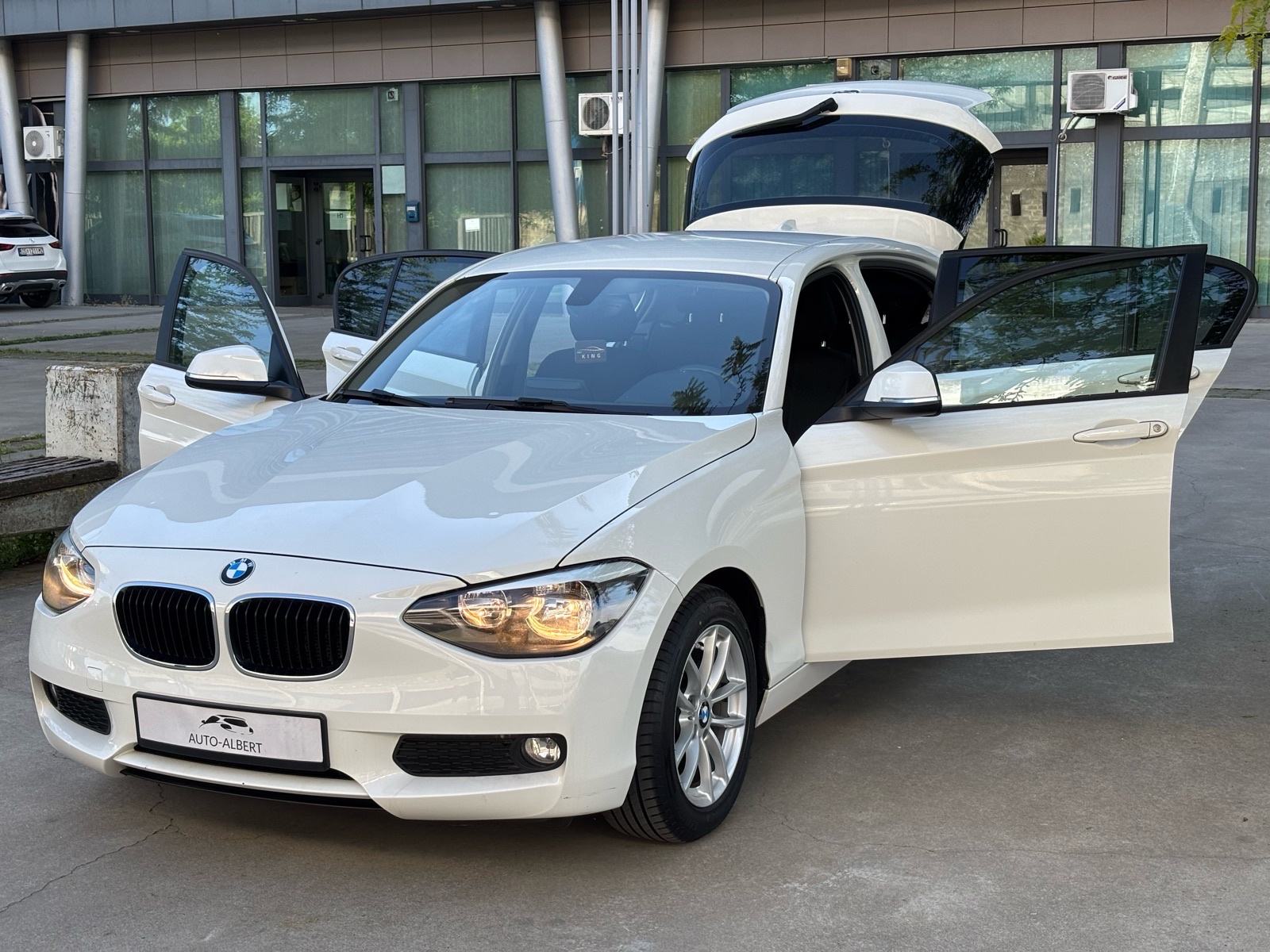 BMW serija 1 116d, TEMPOMAT, NAVI., PDC, SERVISNA, KREDIT JAMSTVO ✅️, fotografija 7