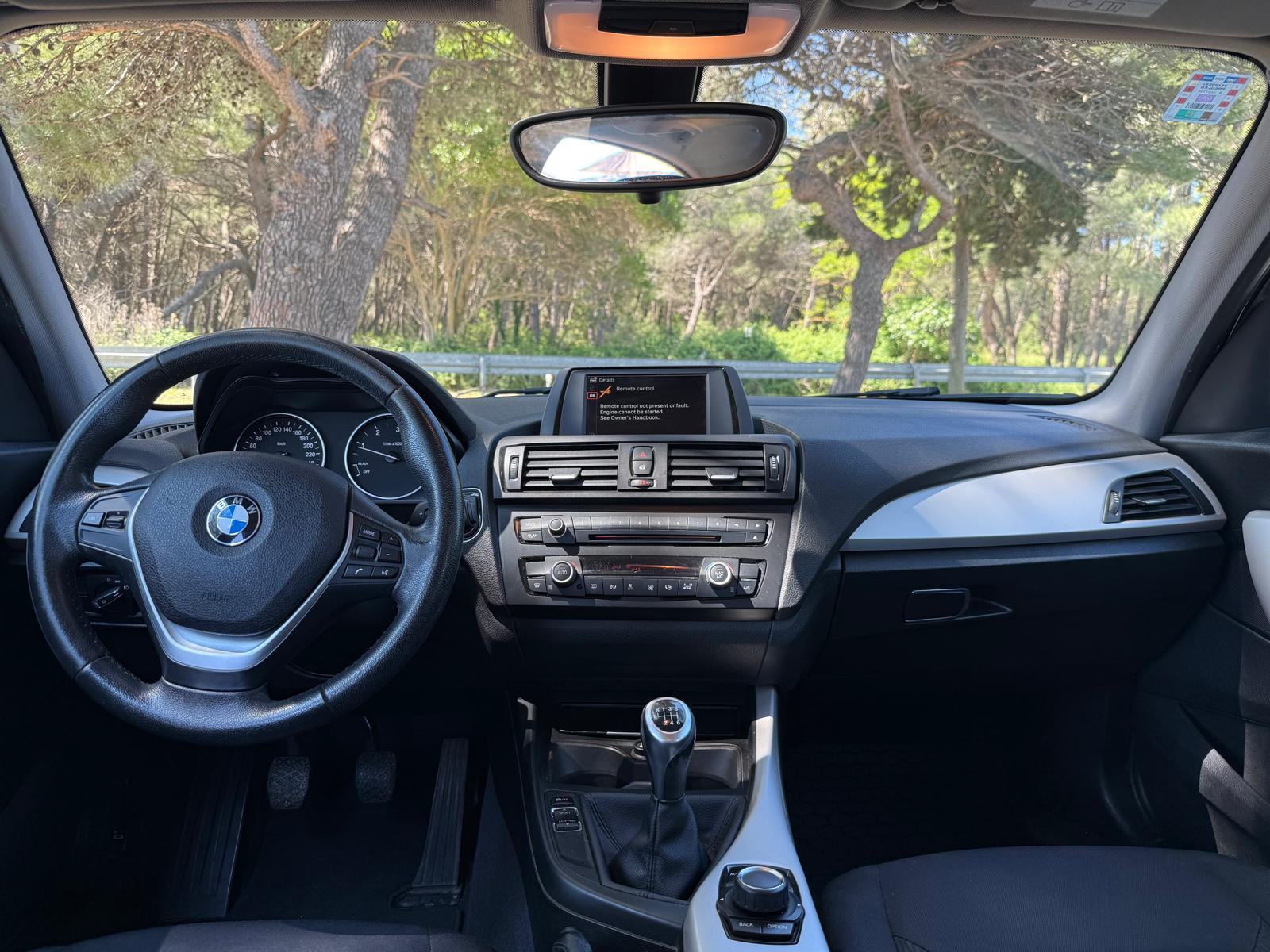 BMW serija 1 116d, fotografija 12