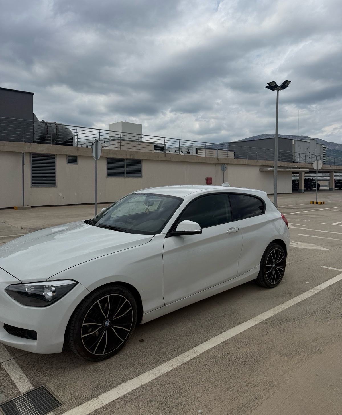 BMW serija 1 116d, pogled izvana - slika 2