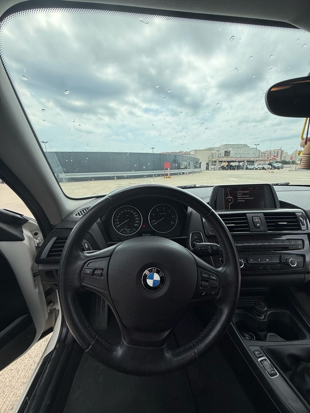 BMW serija 1 116d, fotografija 6