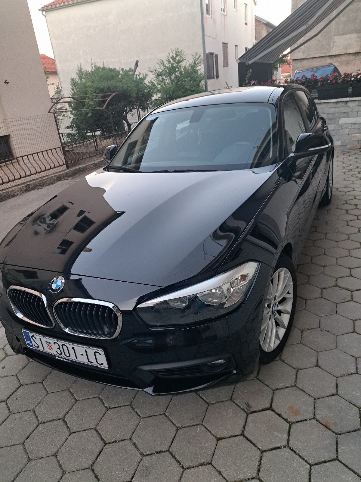 BMW serija 1 116d, fotografija 2