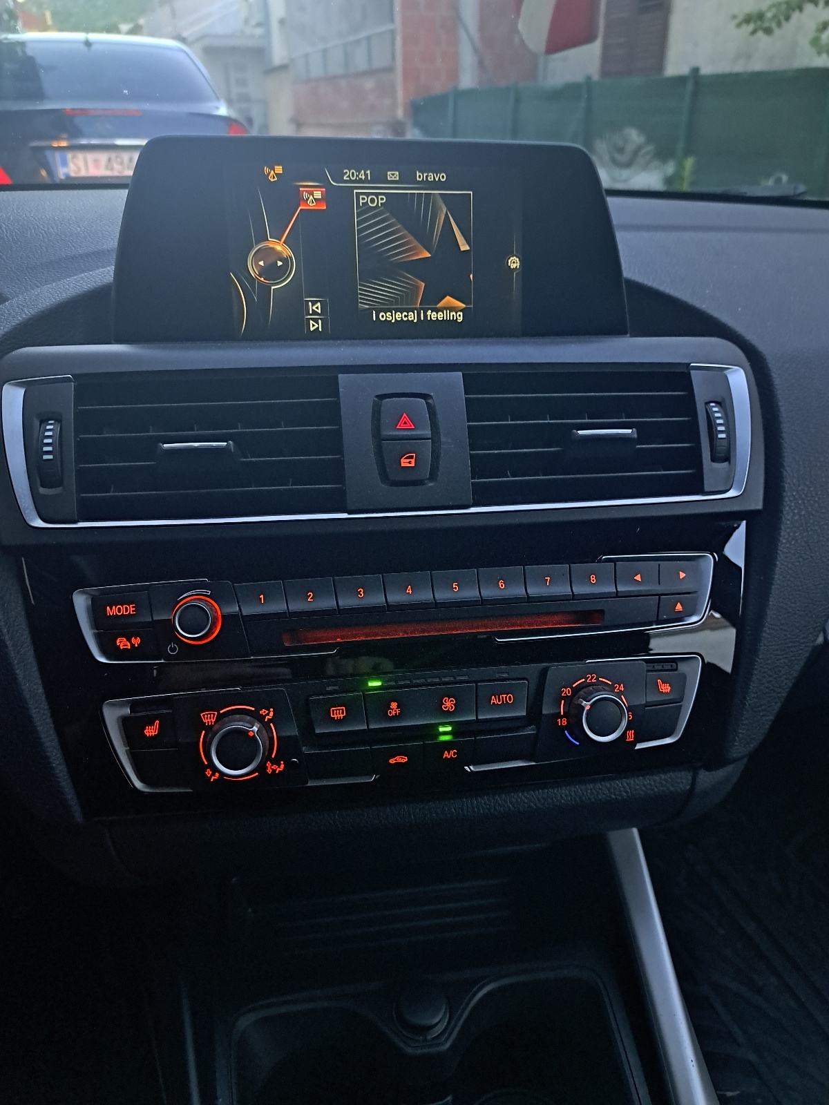 BMW serija 1 116d, fotografija 11