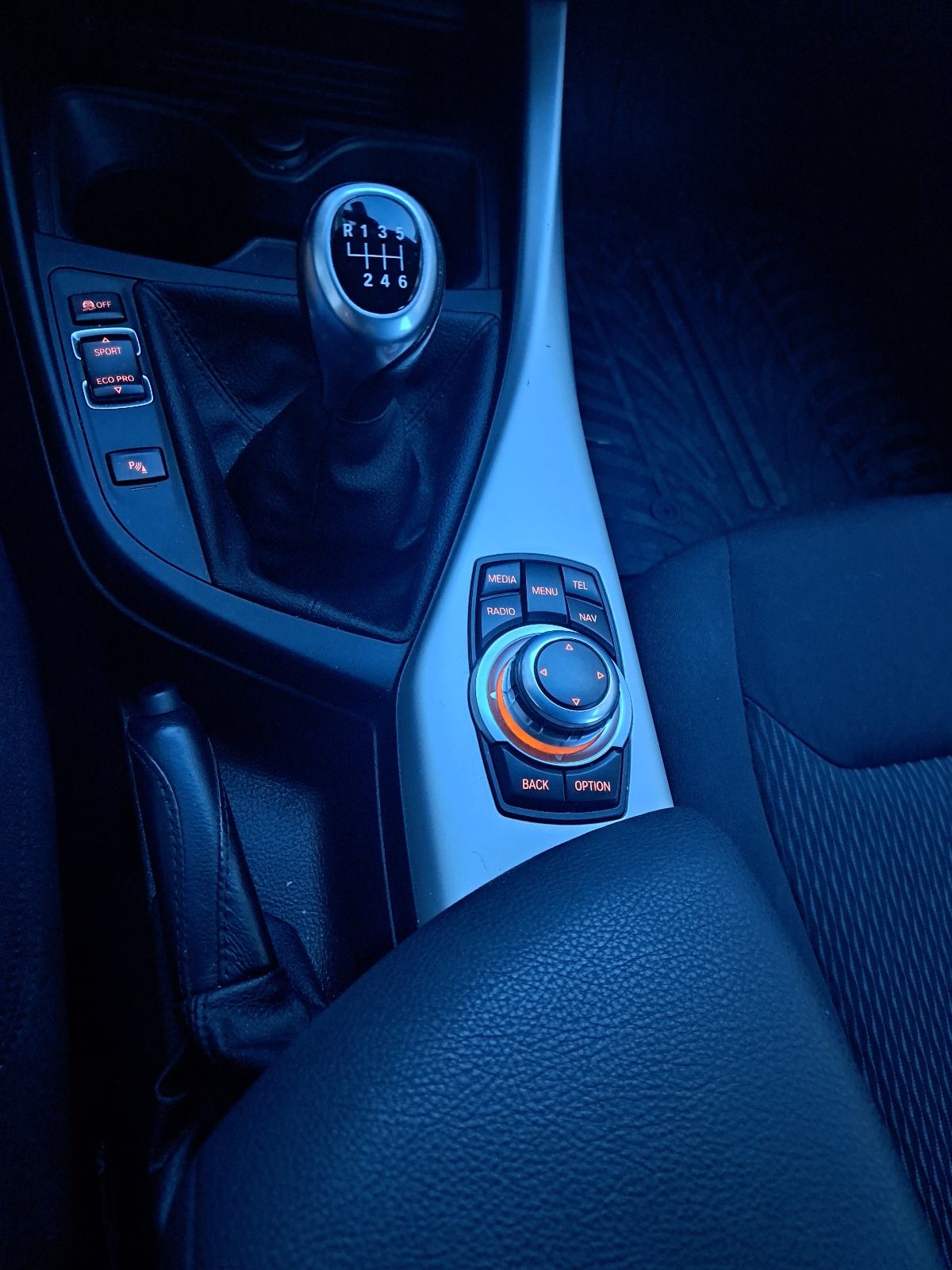 BMW serija 1 116d, fotografija 14