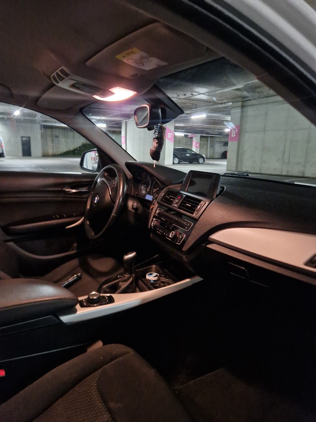 BMW serija 1 116d, fotografija 7