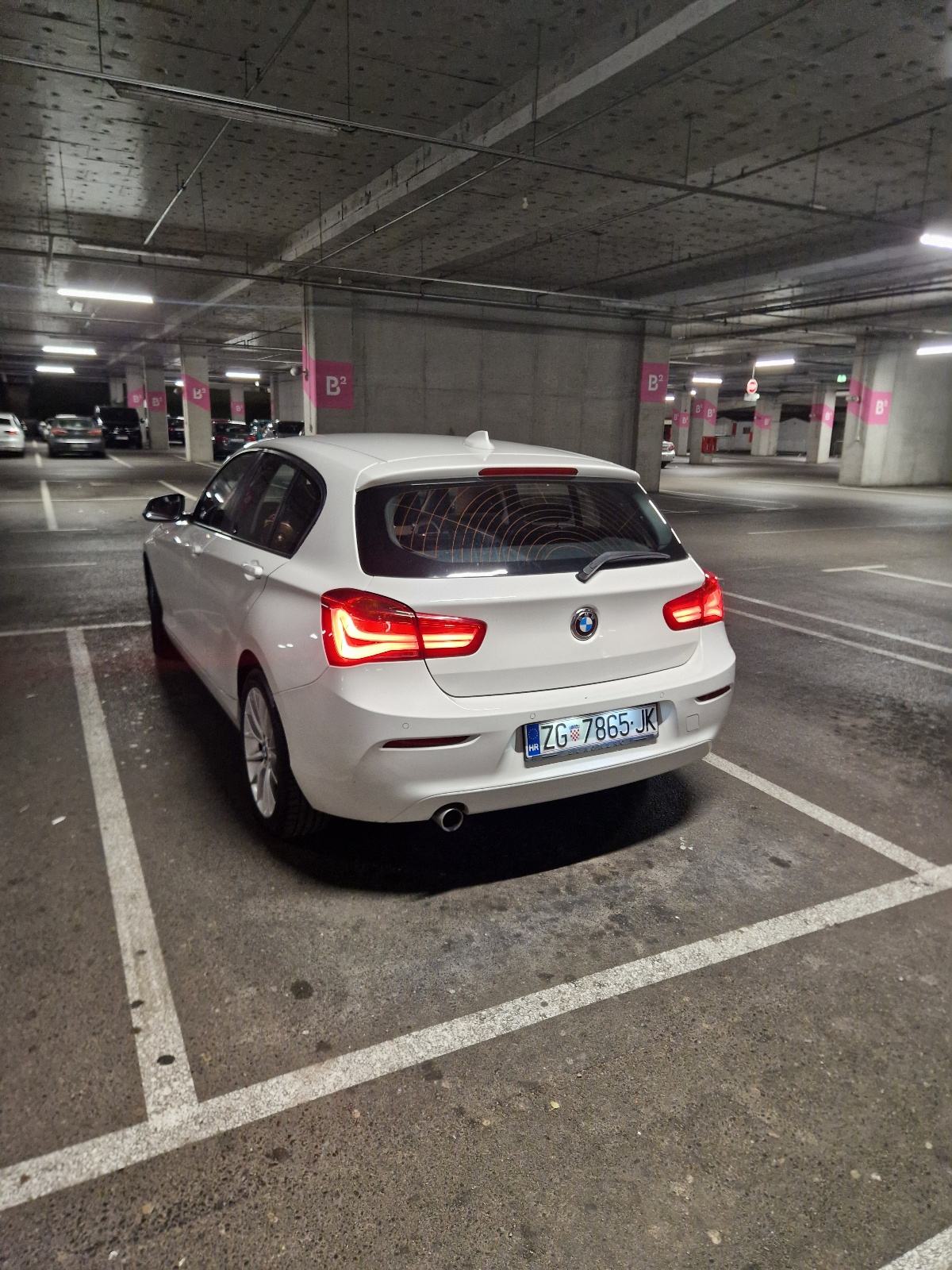 BMW serija 1 116d, fotografija 4