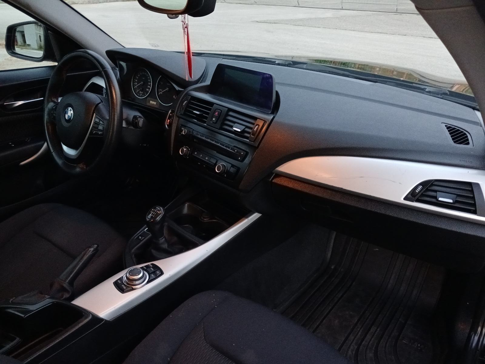 BMW serija1 116D, fotografija 12