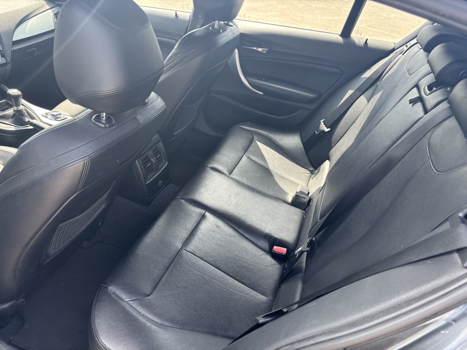 BMW serija 1 116d M Sport, fotografija 6