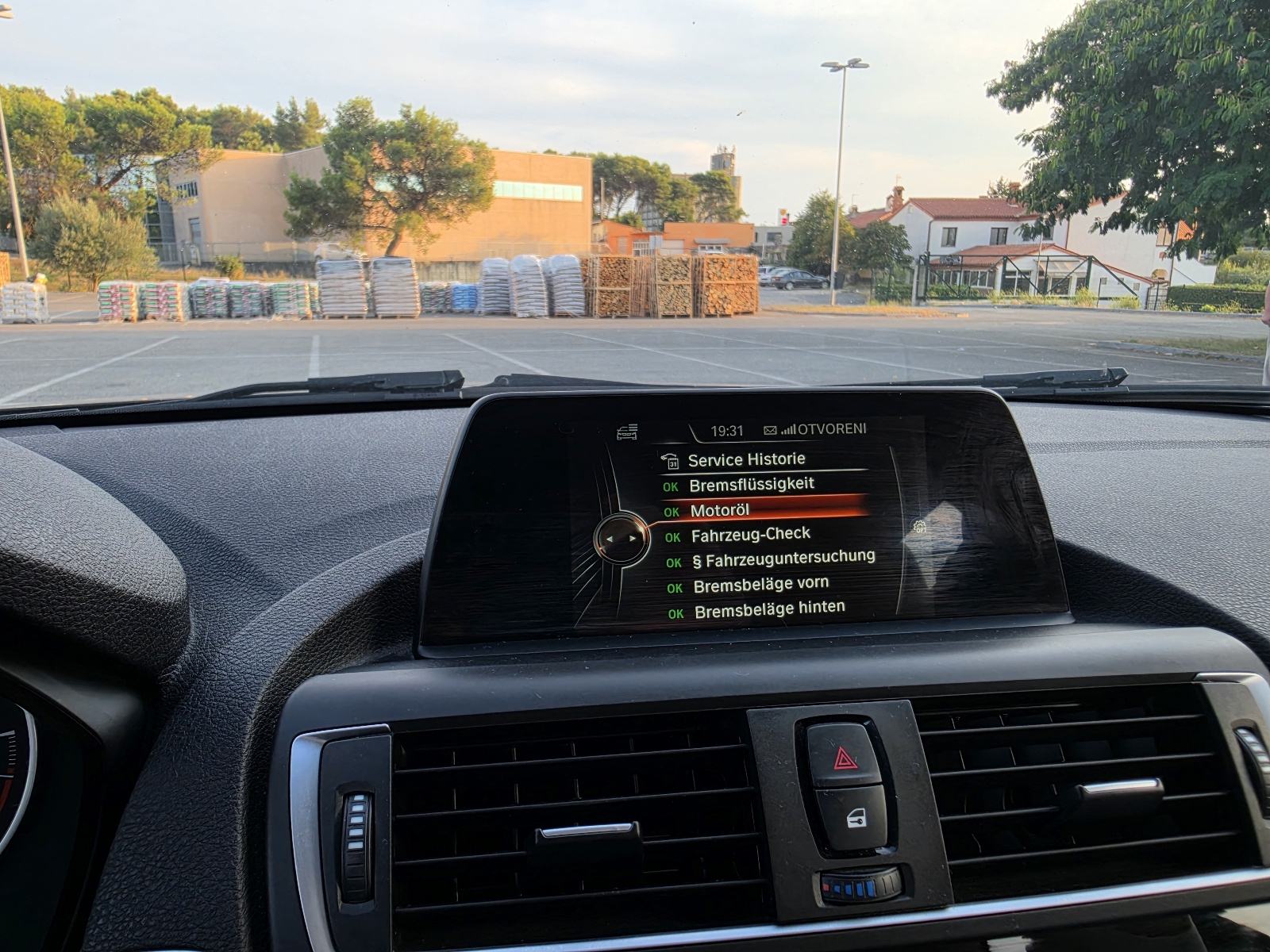 BMW serija 1 116d, fotografija 15