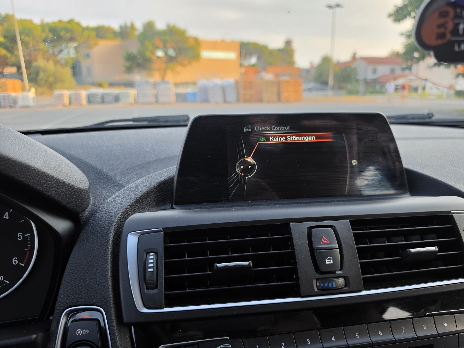BMW serija 1 116d, fotografija 17