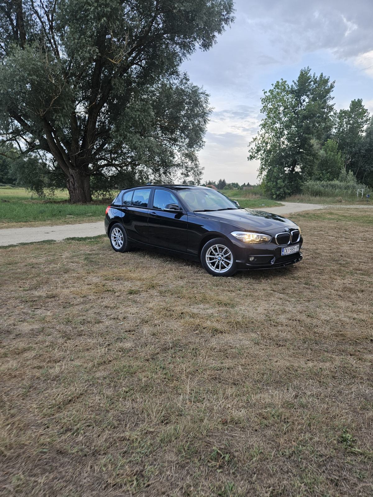 BMW serija 1 116d, fotografija 12
