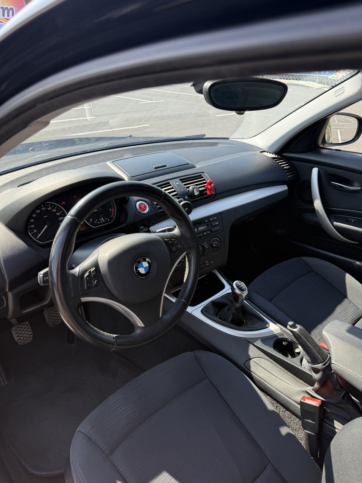BMW serija 1 116d, fotografija 6