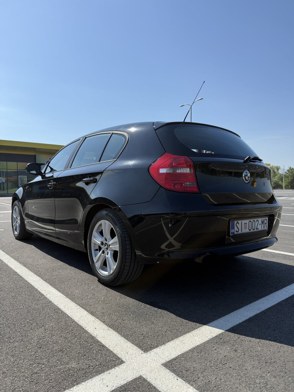 BMW serija 1 116d, fotografija 10