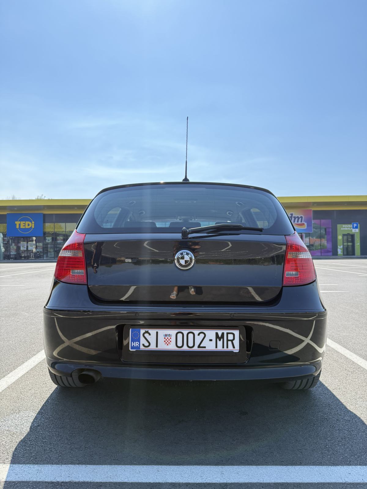 BMW serija 1 116d, fotografija 11