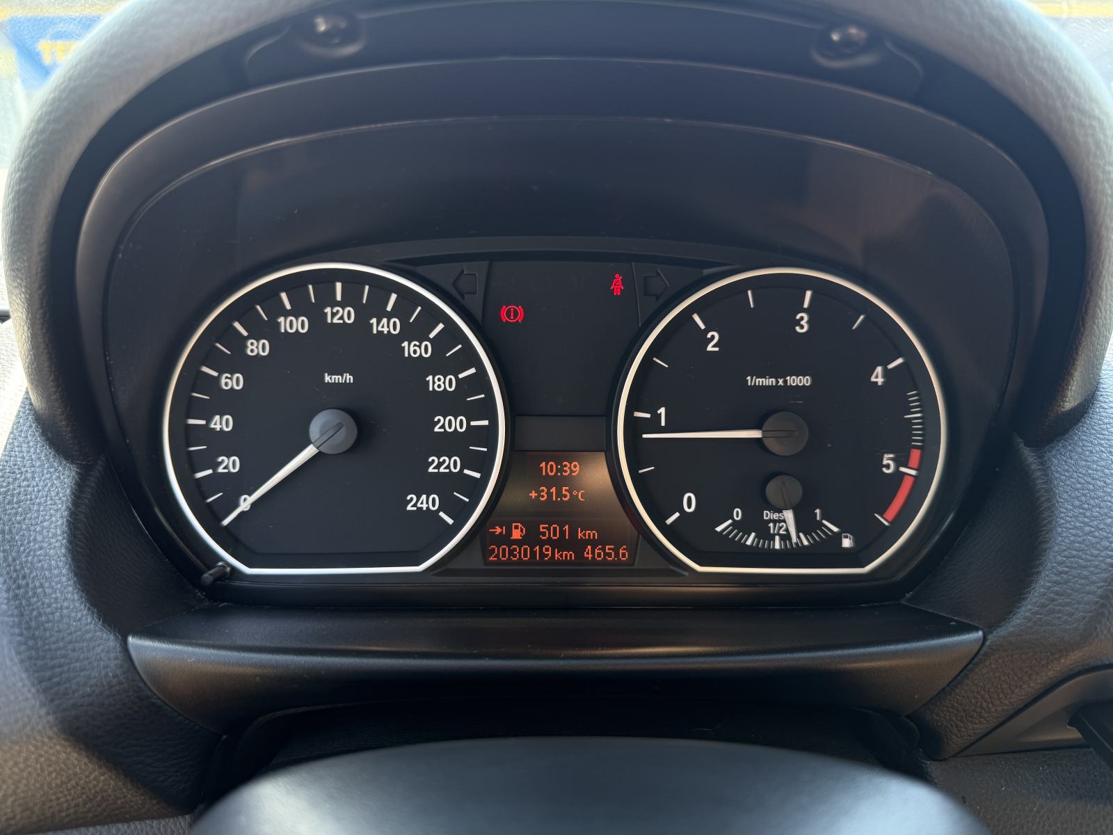 BMW serija 1 116d, fotografija 16