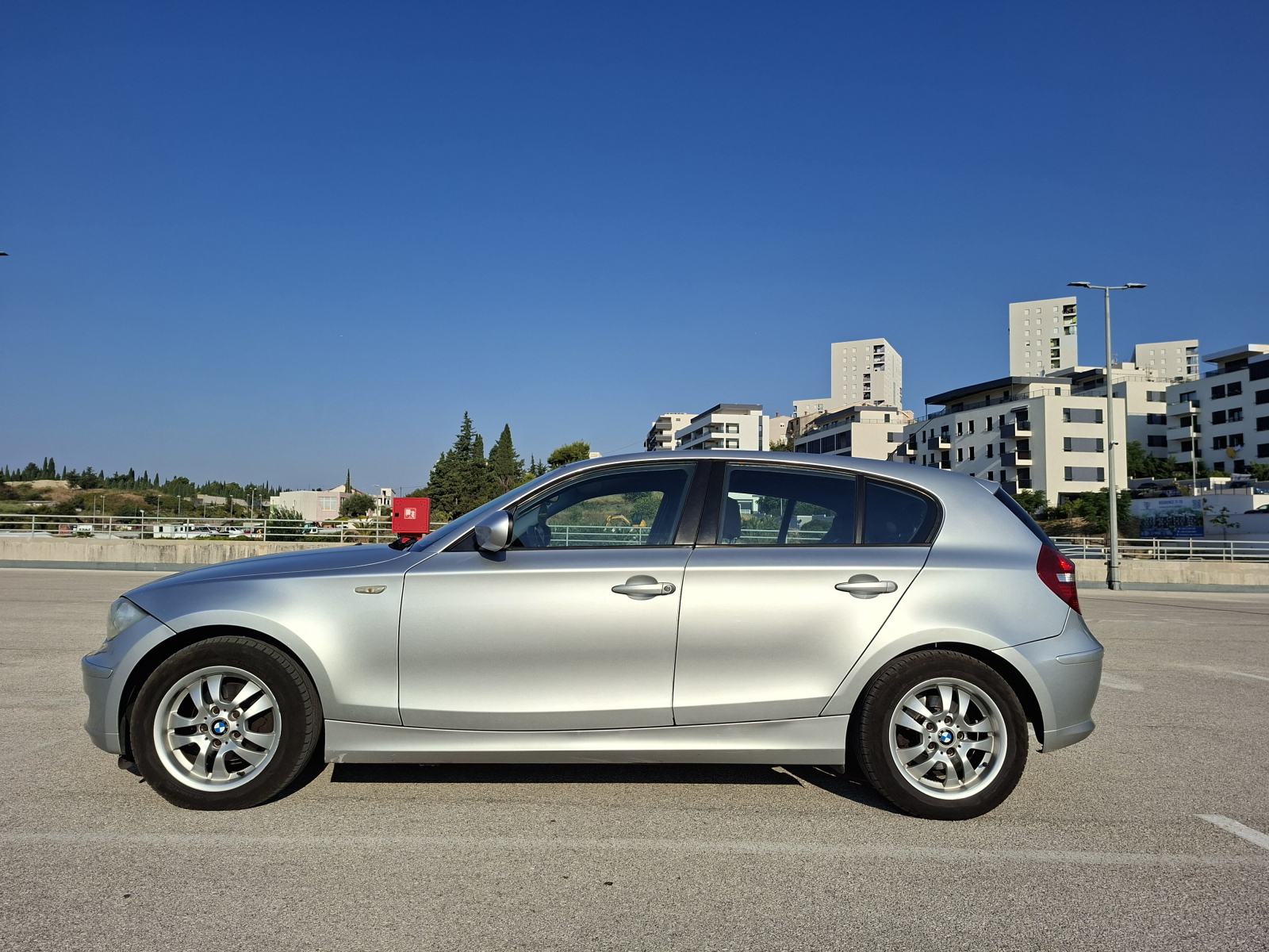 BMW 116D - reg. do 04/2027, fotografija 3