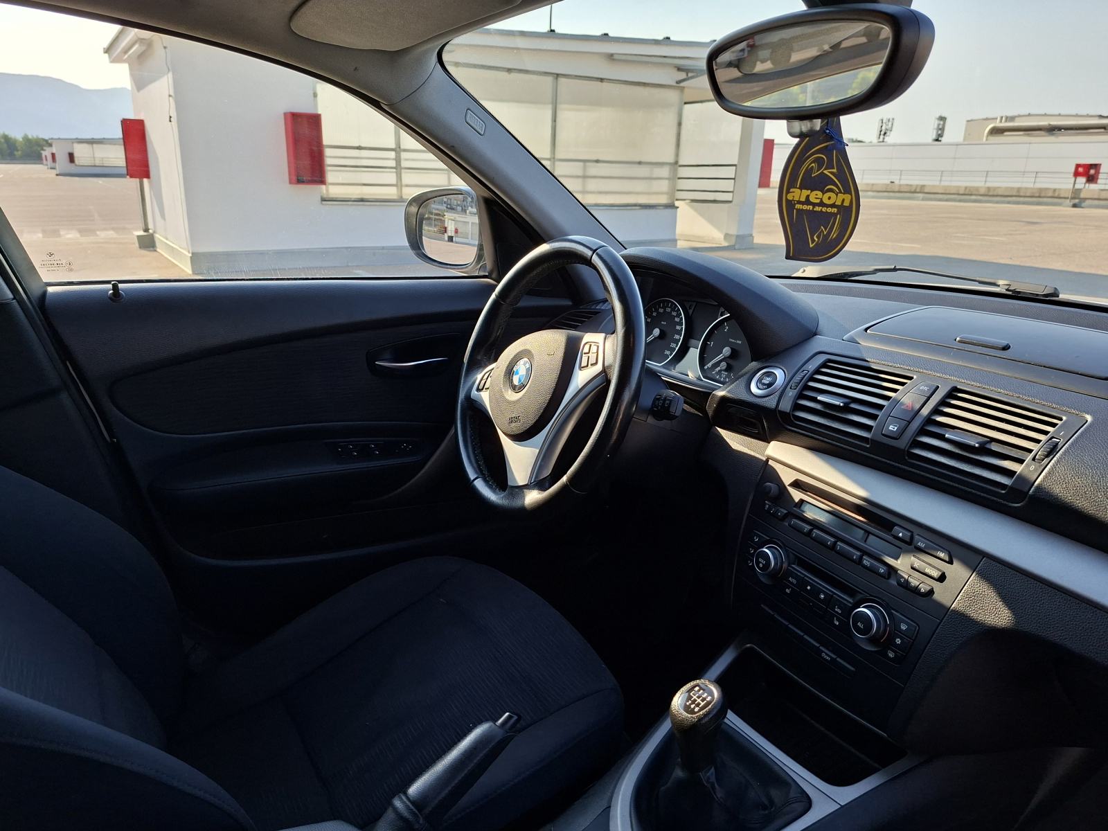 BMW 116D - reg. do 04/2027, fotografija 11