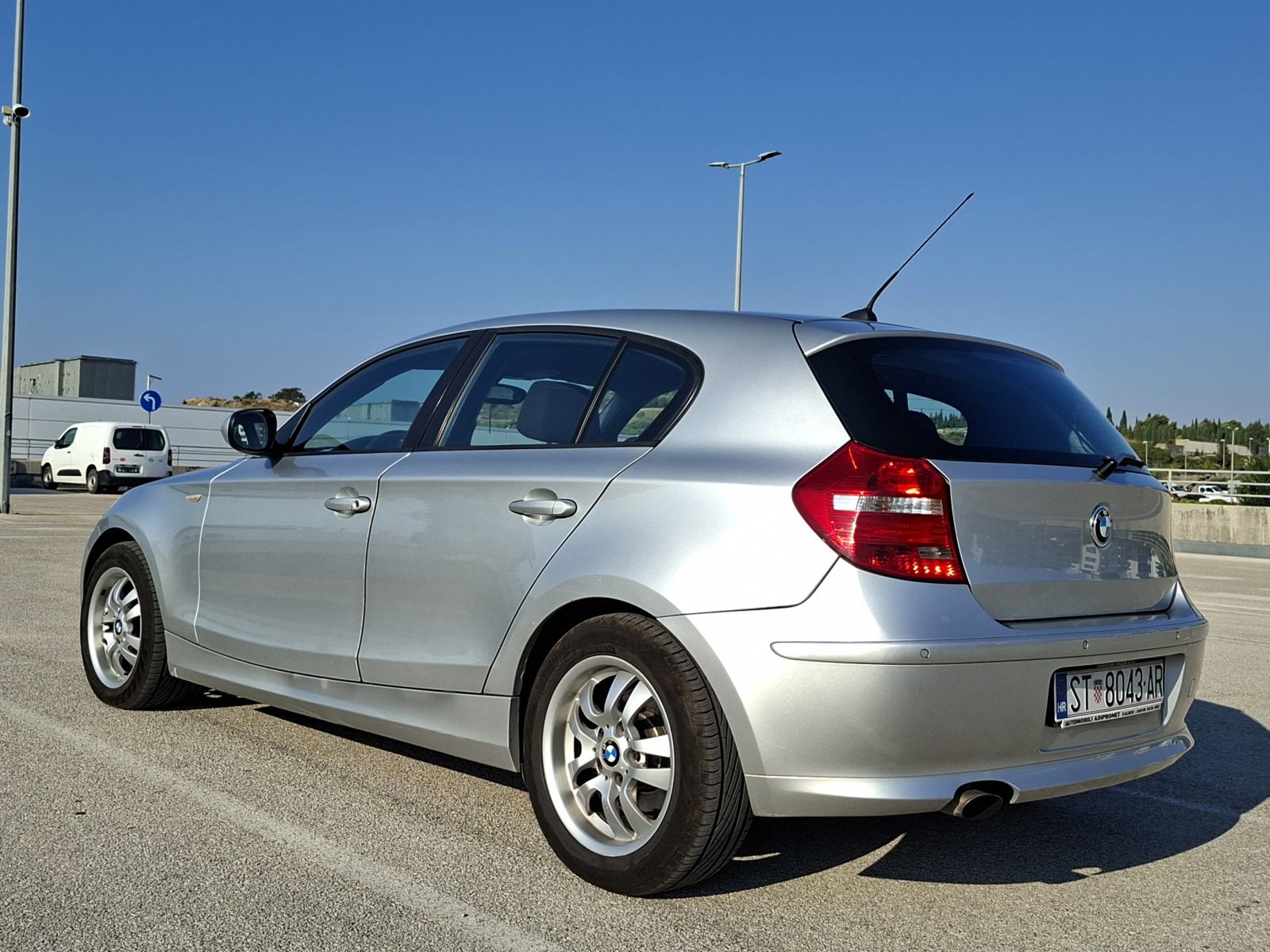 BMW 116D - reg. do 04/2027, fotografija 4
