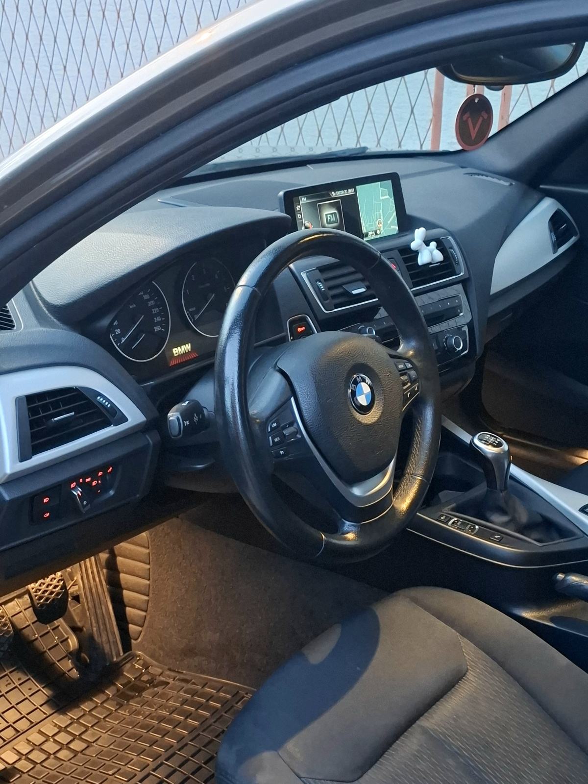 BMW serija 1 116d effdyn edition, fotografija 10
