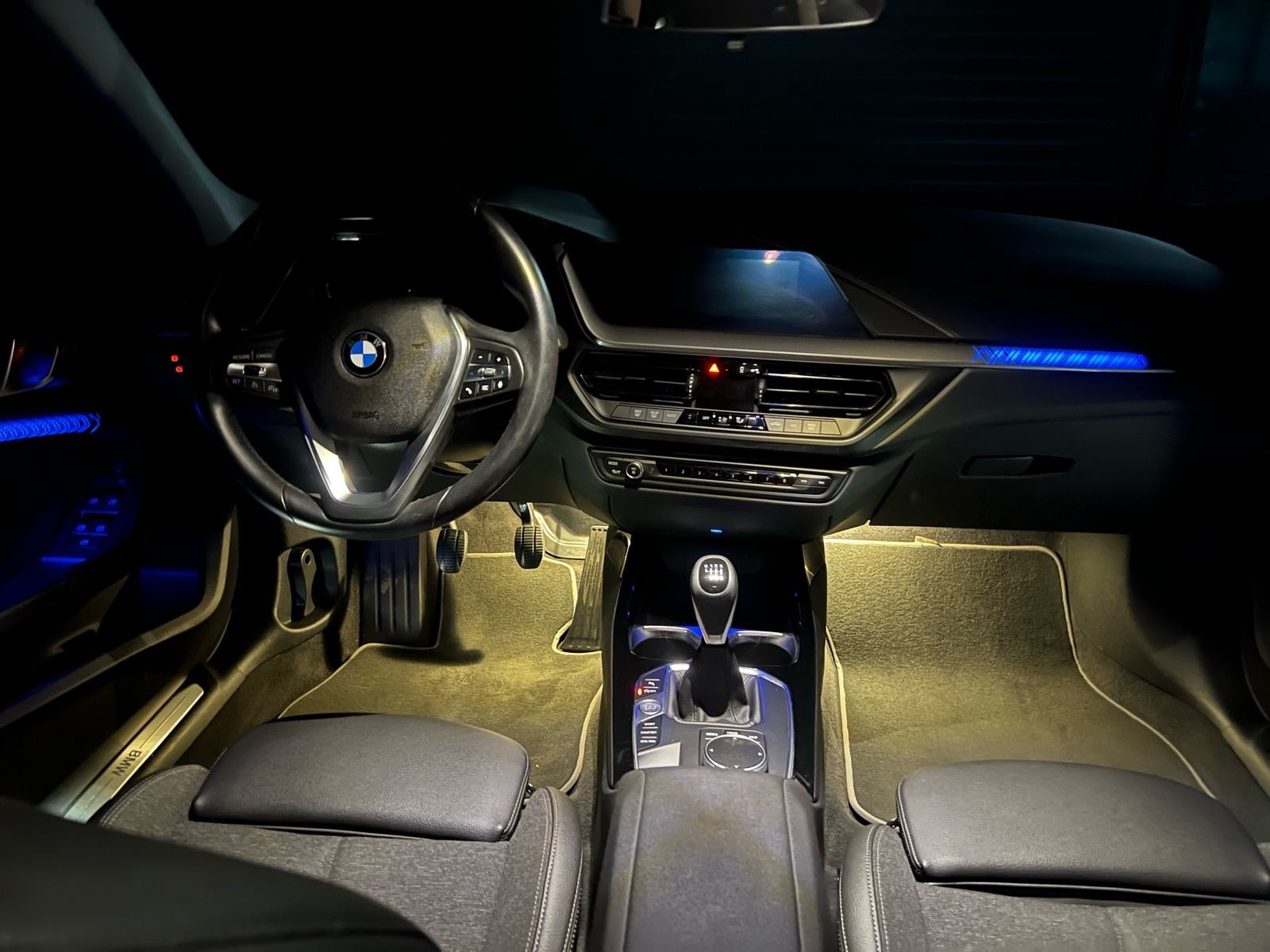 BMW serija 1 116d Sport Line, fotografija 11