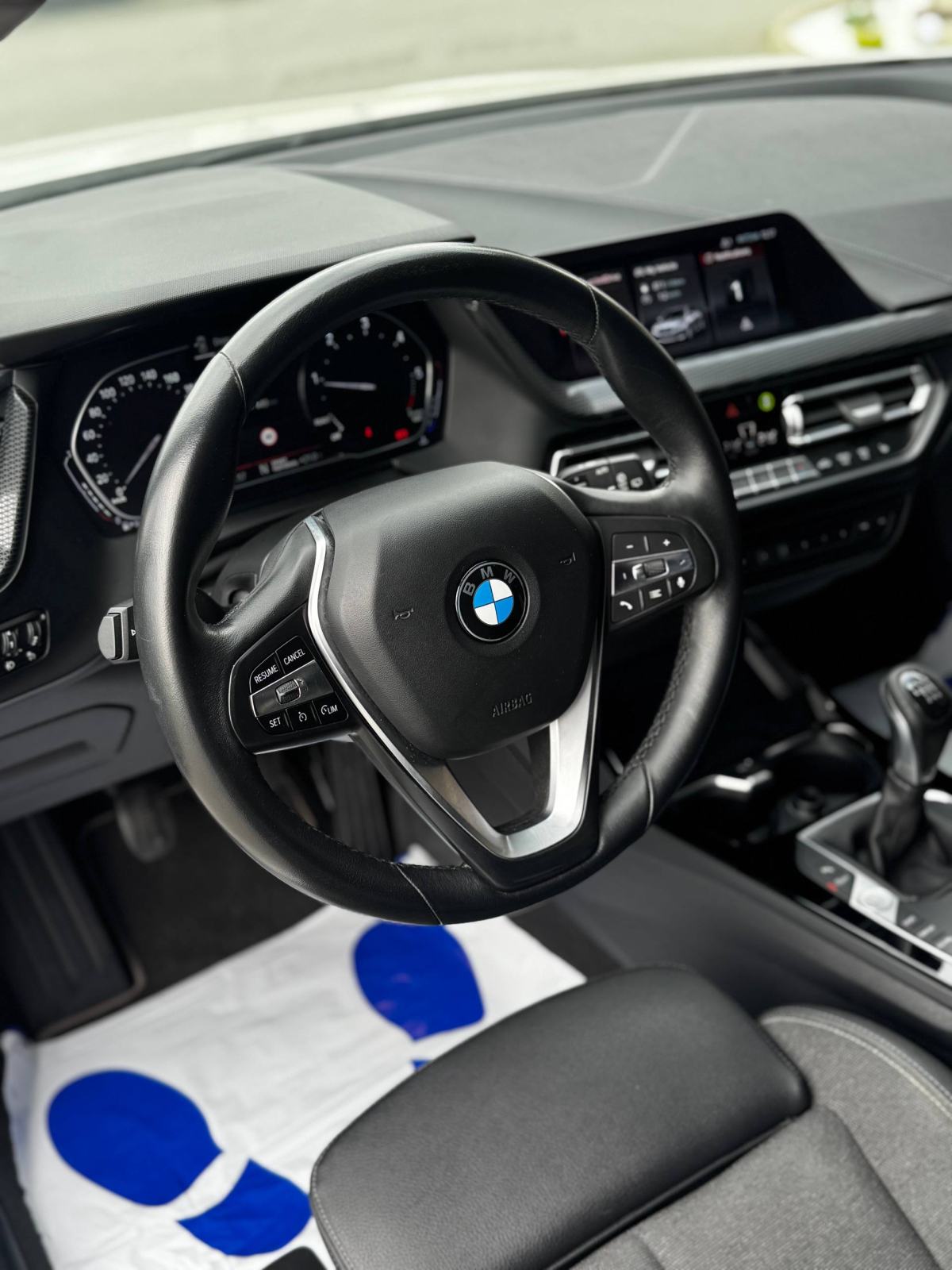 BMW serija 1 116d Sport Line *JAMSTVO*LED*NAVI*SPORT*, fotografija 10