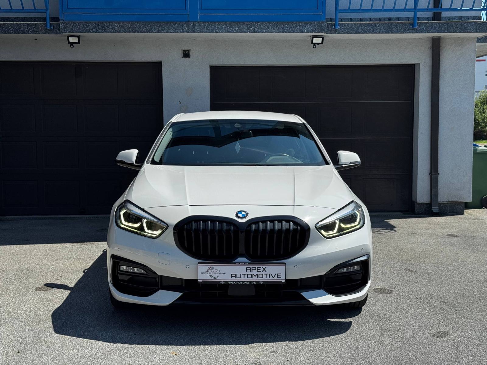 BMW serija 1 116d Sport Line *JAMSTVO*LED*NAVI*SPORT*, fotografija 2