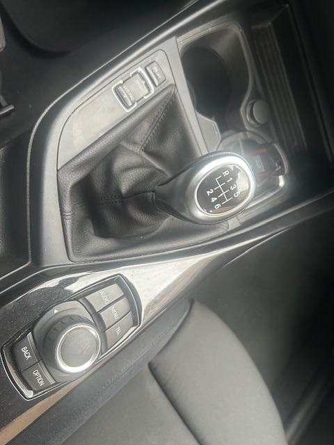 BMW serija 1 116d SPORT - registracija do 7/2027 , jamstvo, fotografija 18
