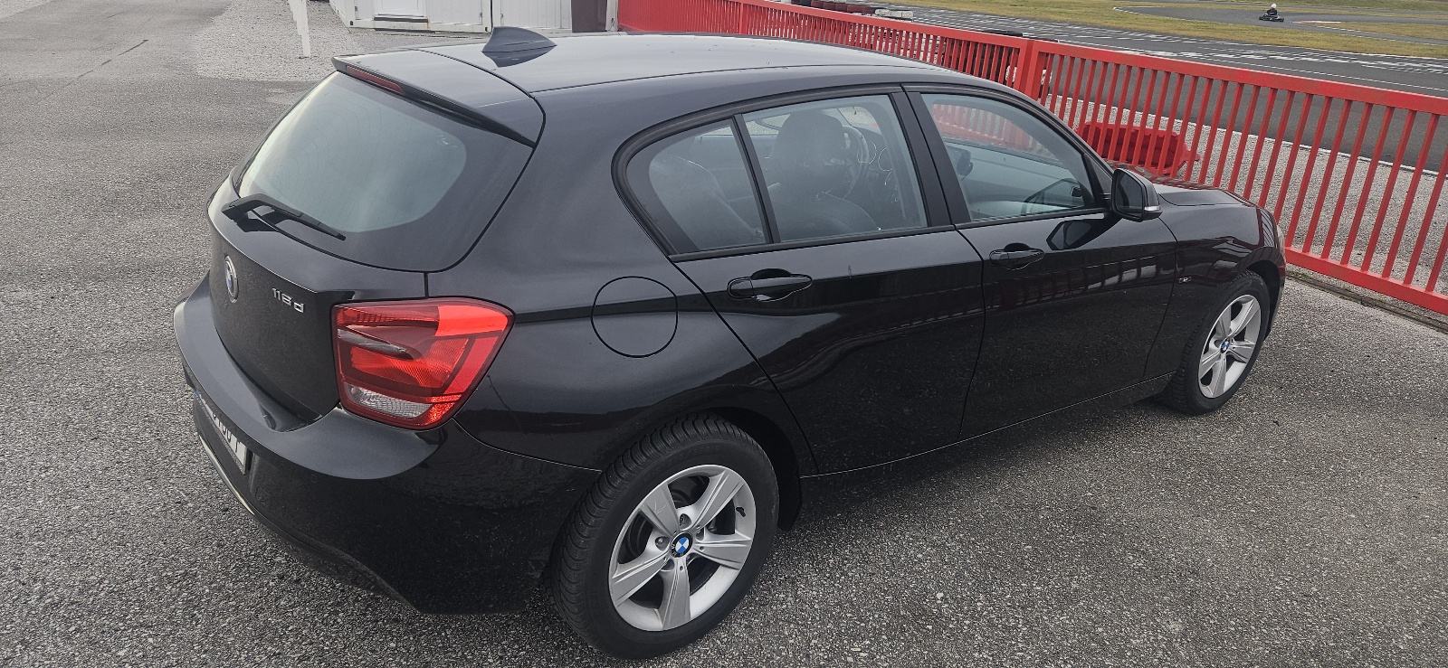 BMW serija 1 116 d Sport, fotografija 15